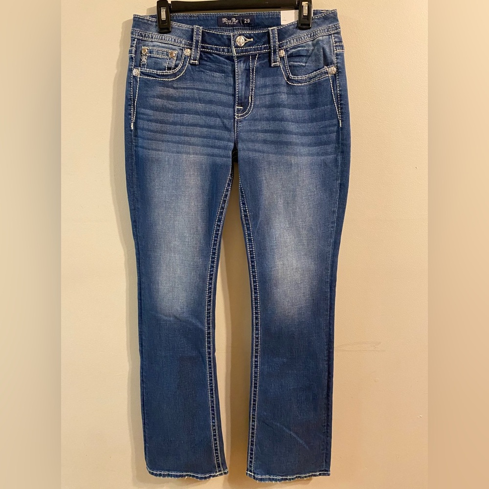 NWT Miss Me Mid Rise Boot Cut Jeans 29" Waist 34" Inseam Medium Wash Low‎ Rise